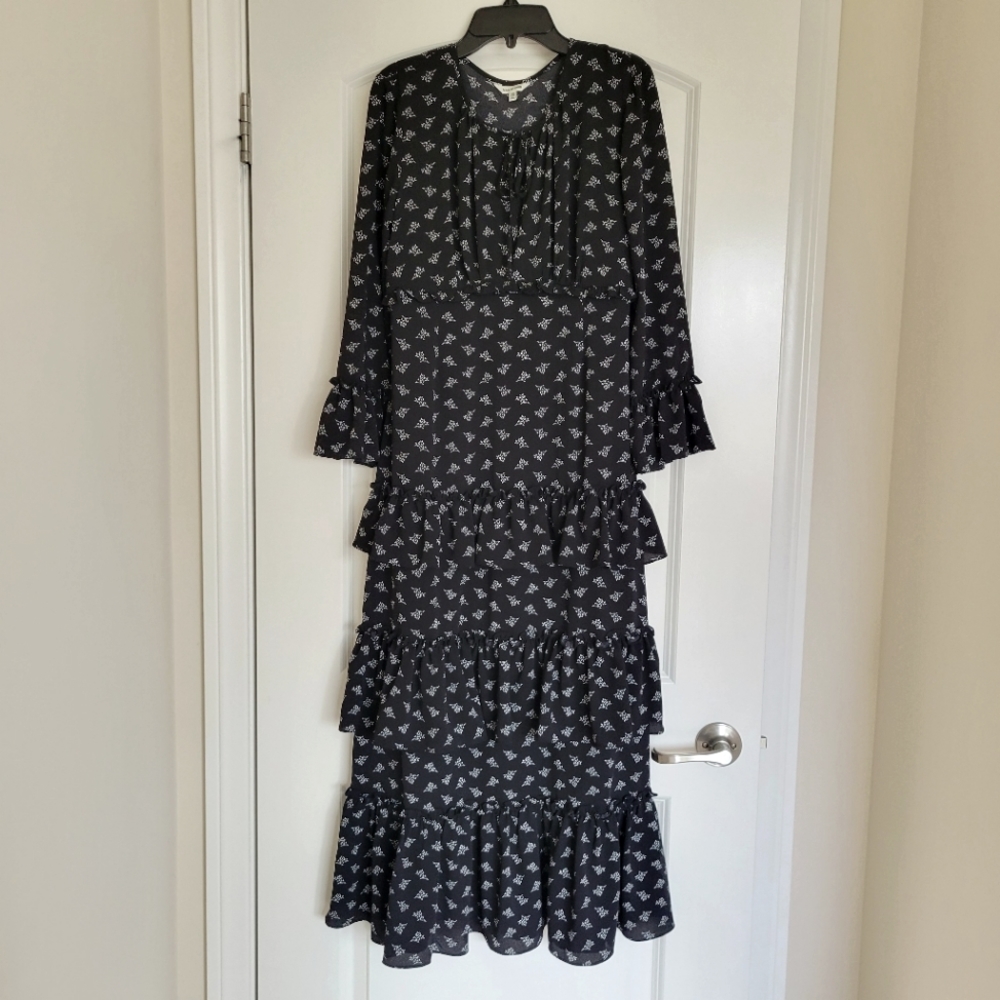 Max Studio maxi tiered ruffle black floral dress size XS, fits xs/s gently worn